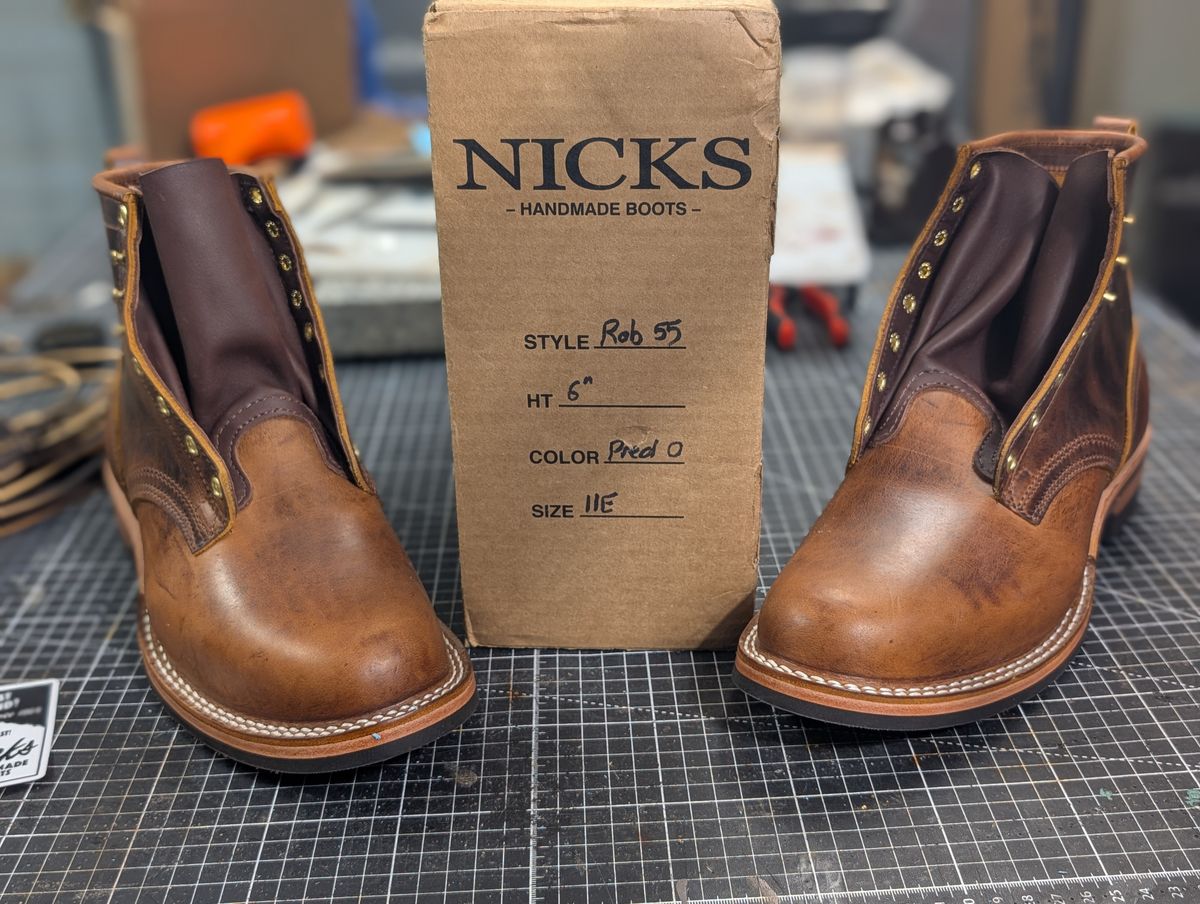 Photo by ZelieDad on February 5, 2026 of the Nicks Robert in Horween Orange Predator.