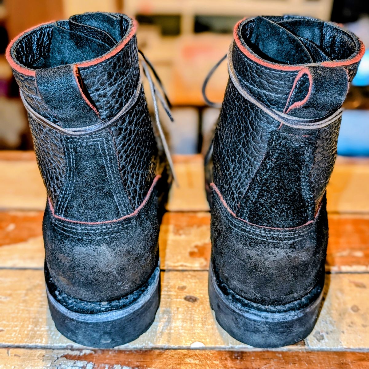 Photo by ZelieDad on December 2, 2025 of the JK Boots Bear Slayers in Bison Bloodcore.