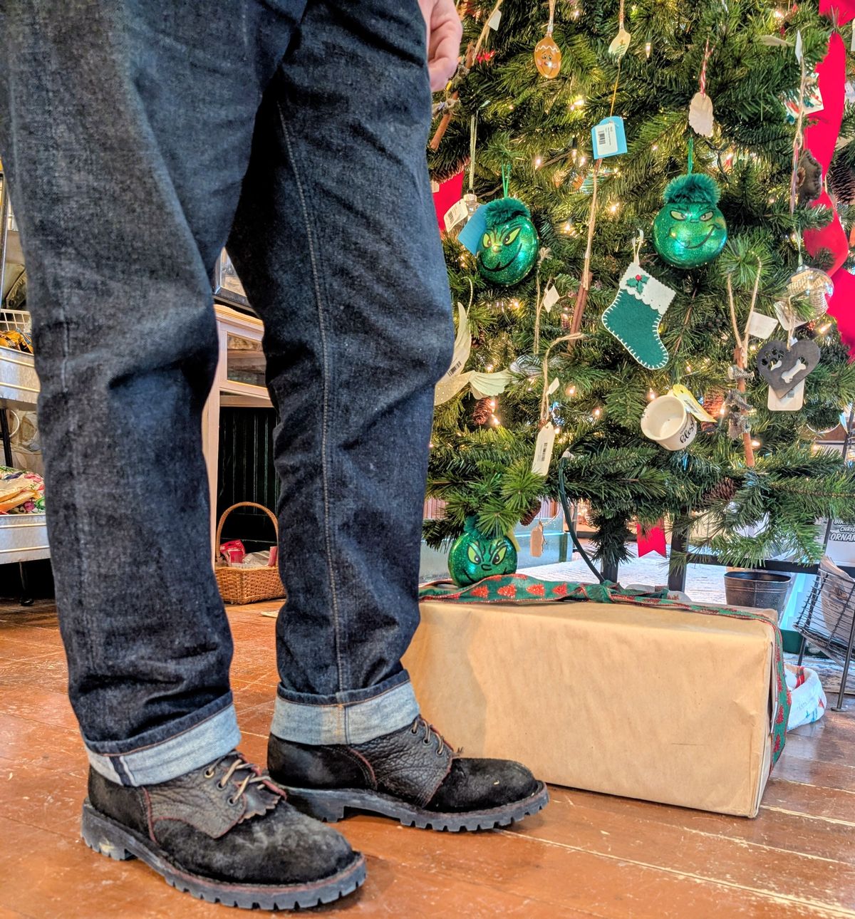 Photo by ZelieDad on December 13, 2025 of the JK Boots Bear Slayers in Bison Bloodcore.