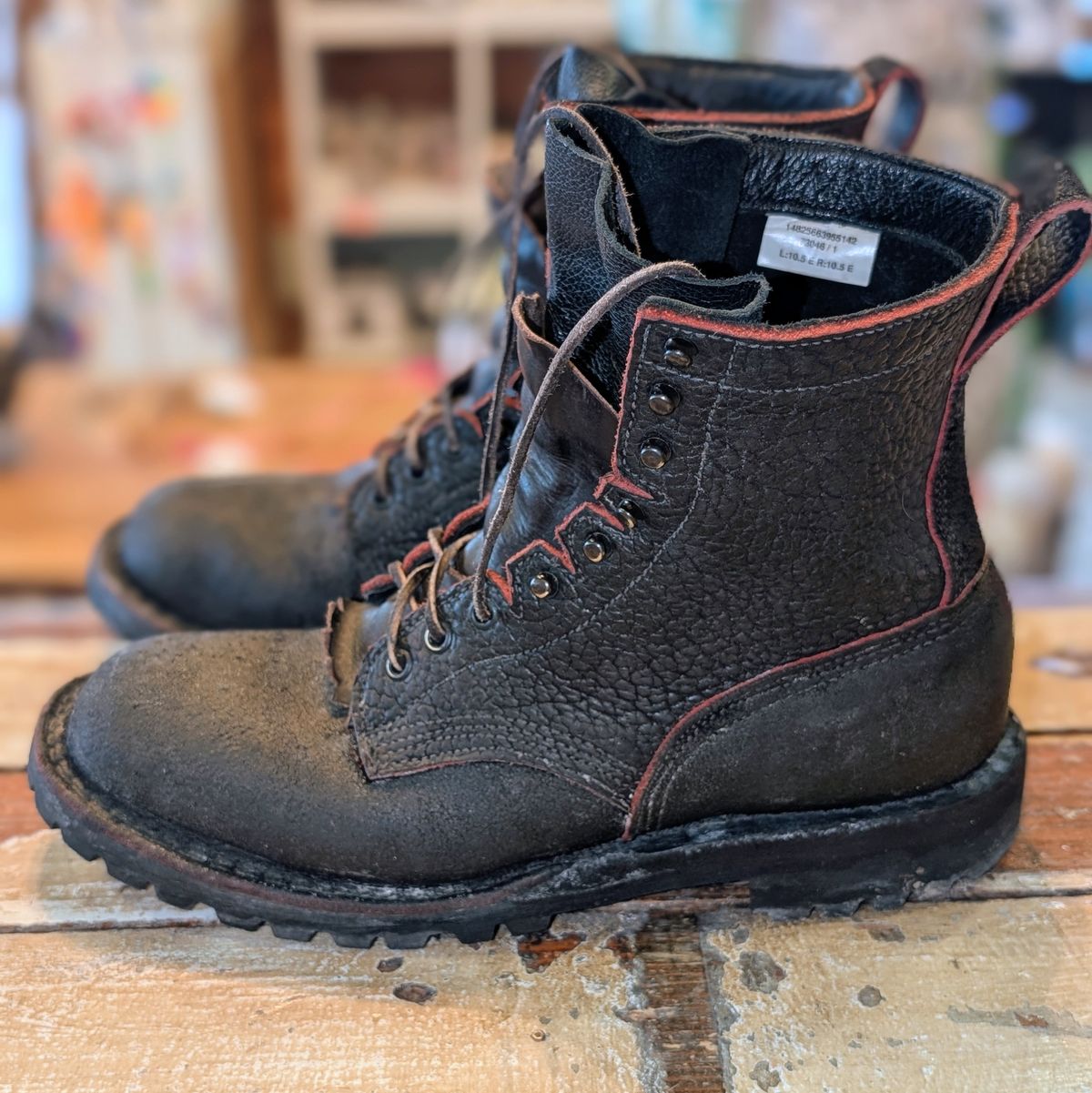 Photo by ZelieDad on February 2, 2026 of the JK Boots Bear Slayers in Bison Bloodcore.