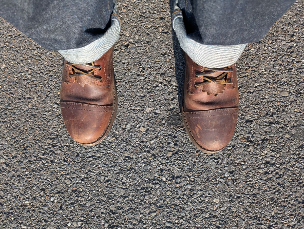 Photo by ZelieDad on July 13, 2025 of the Thursday Hertiage Captain in Thursday / Rustic Brown.