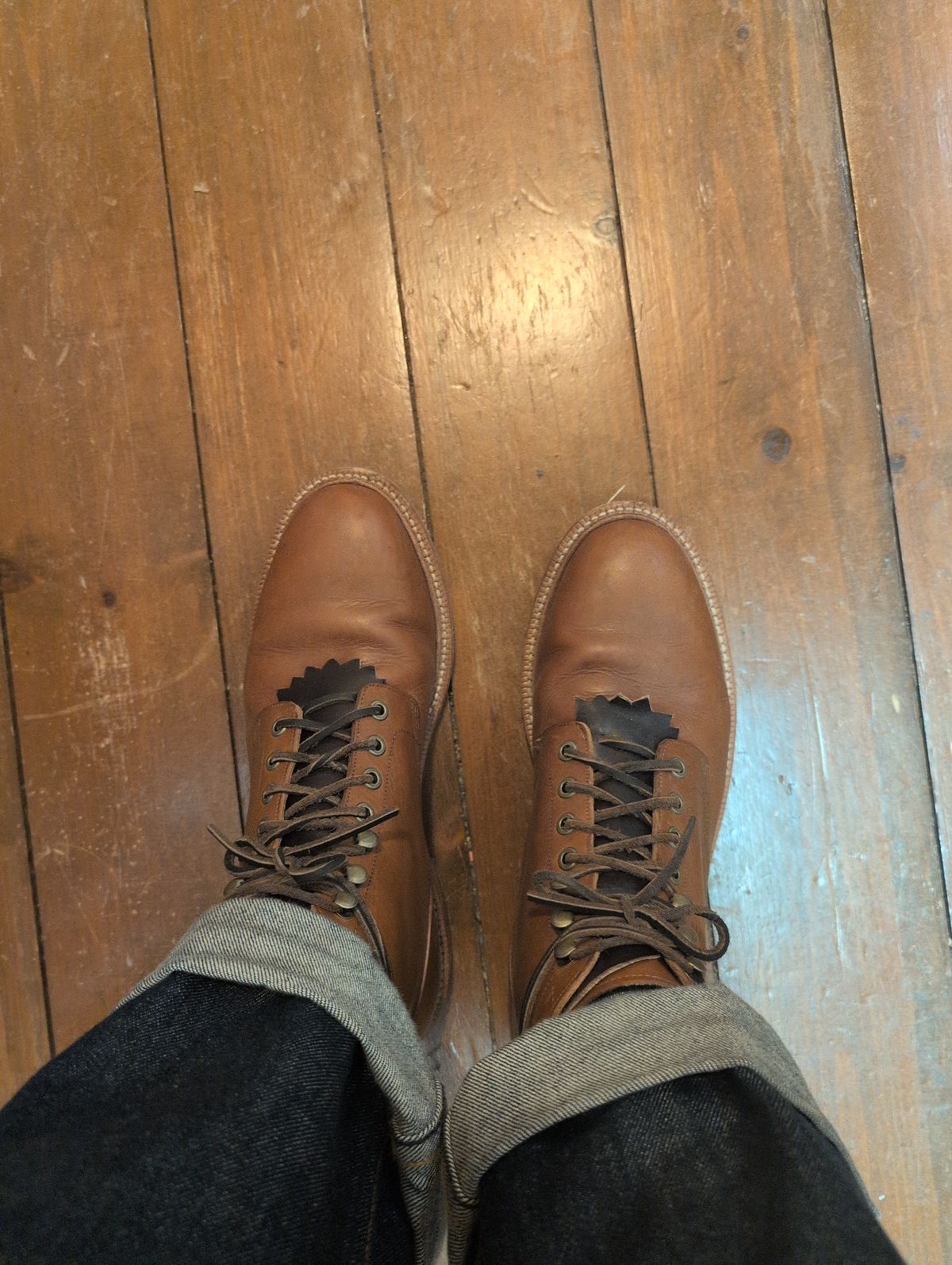 Photo by ZelieDad on September 16, 2025 of the Grant Stone Diesel Boot in Badalassi Carlo Saddle Tan Minerva.