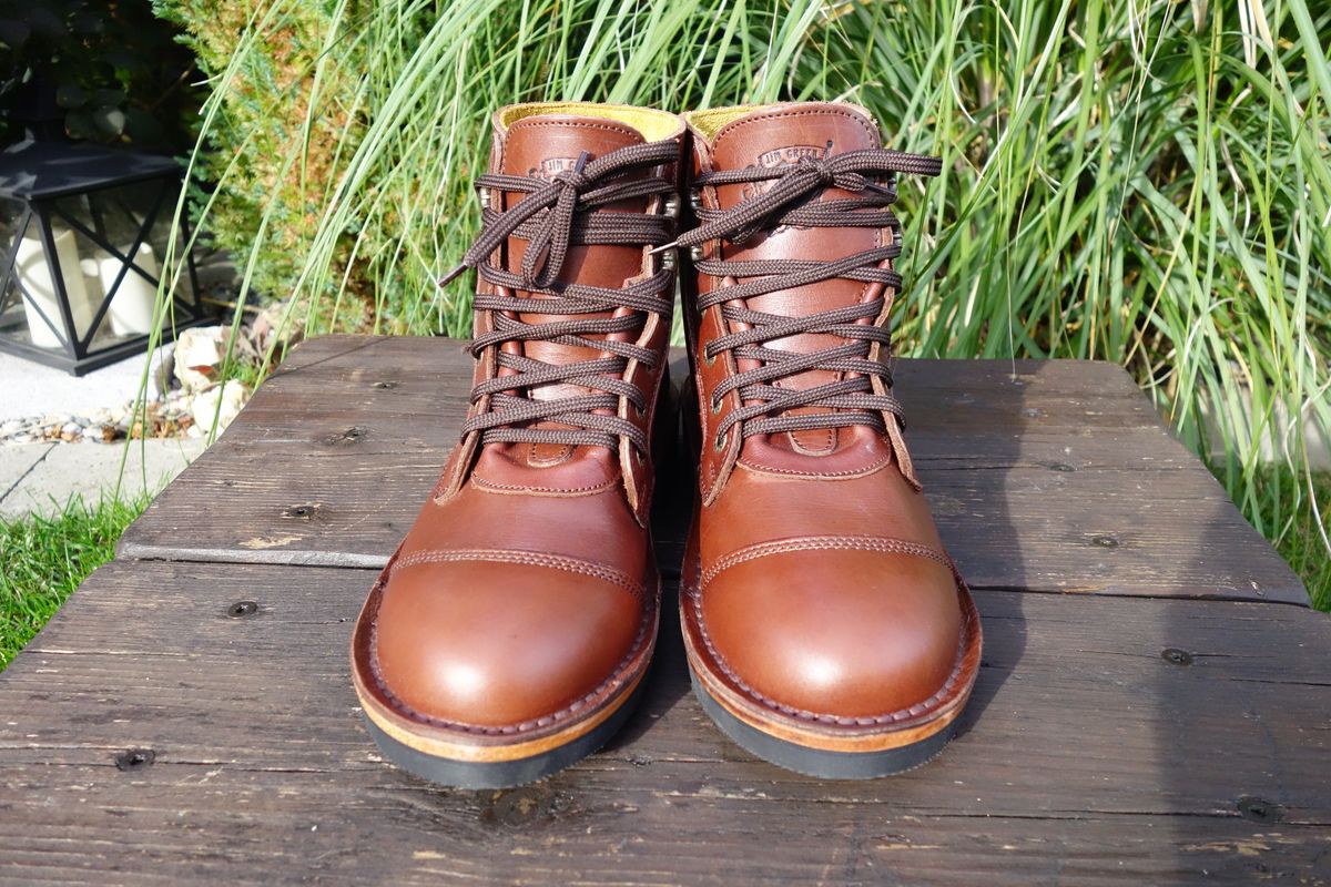 Photo by Dennis on October 1, 2024 of the Jim Green Numzaan in Jim Green Walnut Veg Tan.