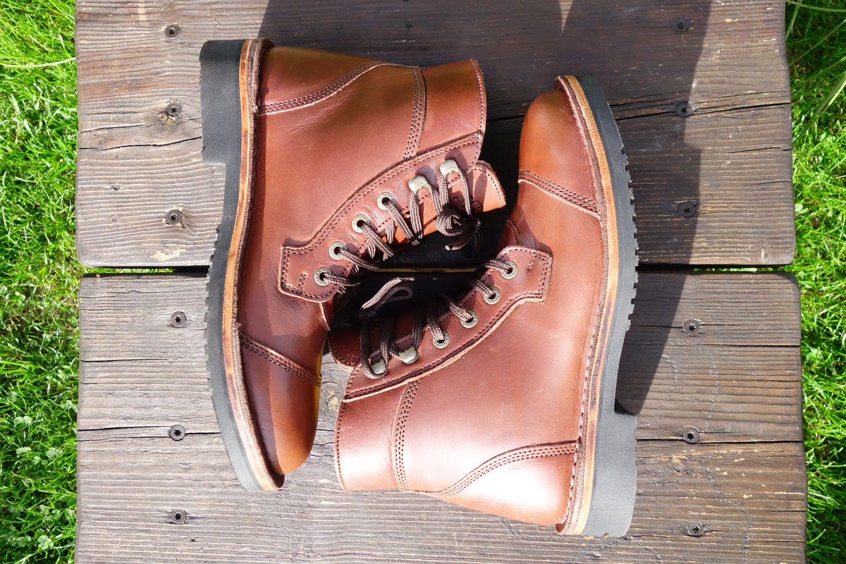 Photo by Dennis on October 1, 2024 of the Jim Green Numzaan in Jim Green Walnut Veg Tan.