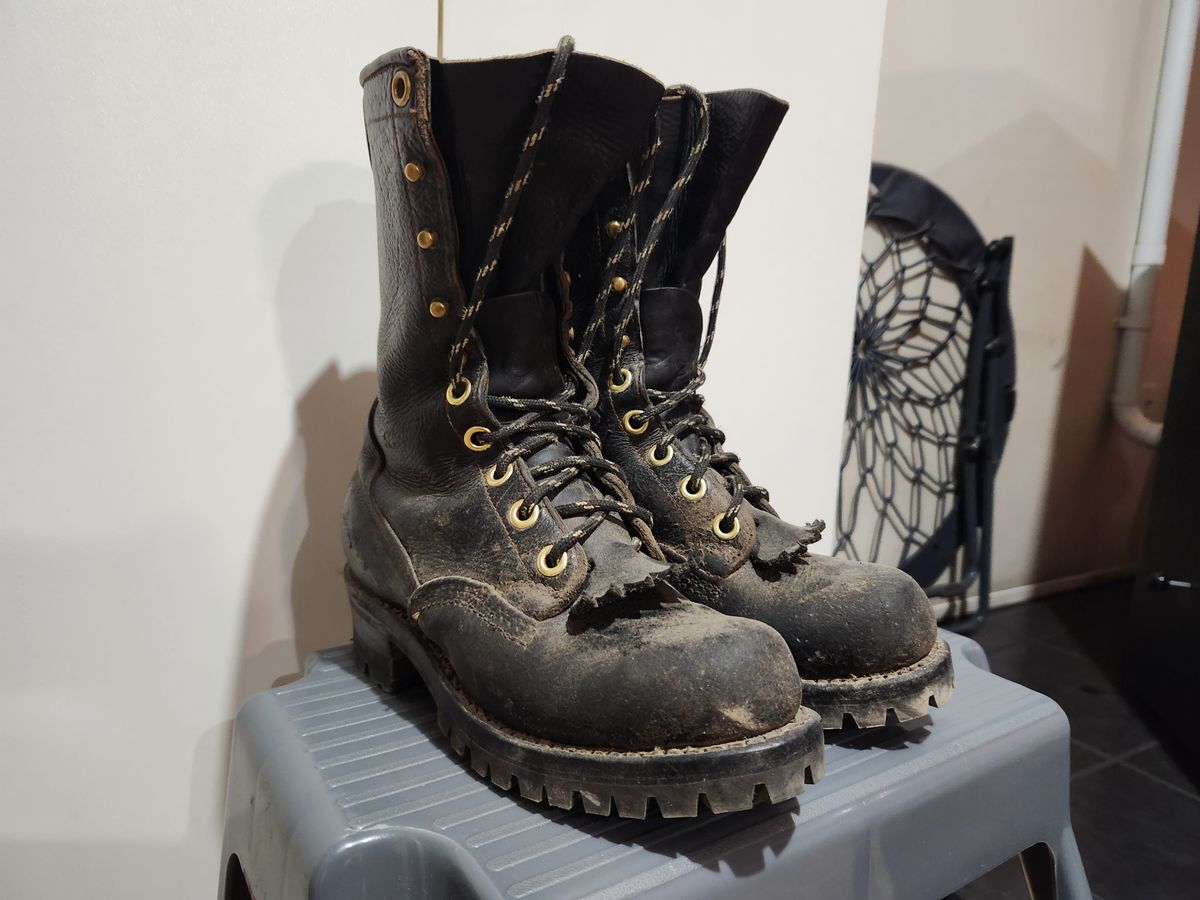 Photo by Jesse_deHoog on January 26, 2025 of the Viberg Bison 10" Caulk Boot in Black Buffalo.