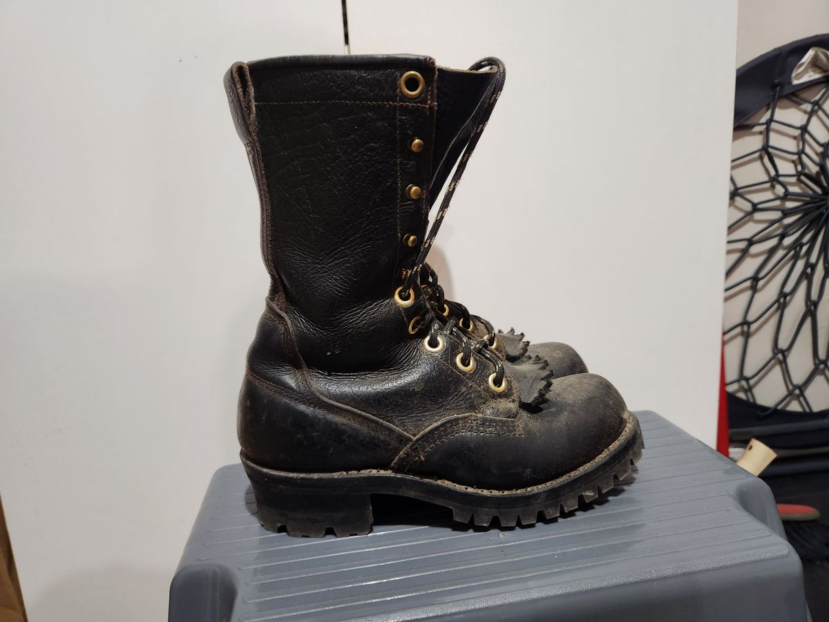 Photo by Jesse_deHoog on January 26, 2025 of the Viberg Bison 10" Caulk Boot in Black Buffalo.