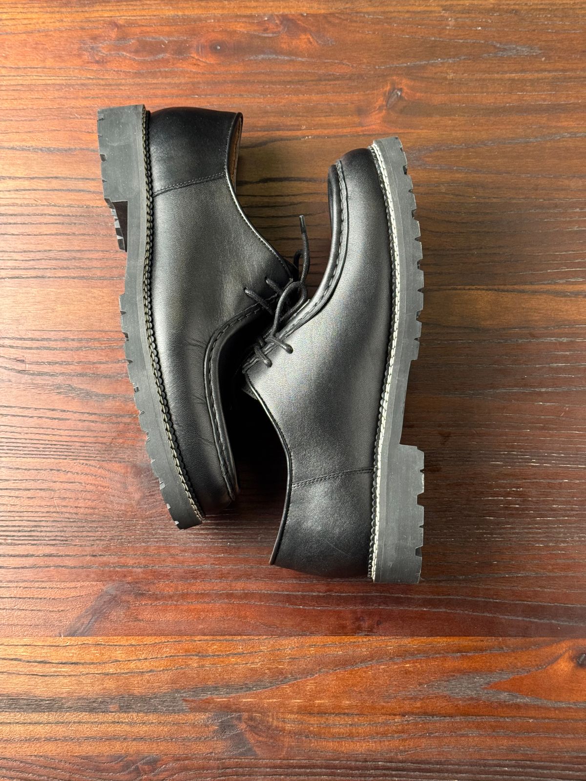 Photo by Davi_Arzika on November 5, 2025 of the Andre Anthony Moc Toe Derbies in Korean Full grain Leather.