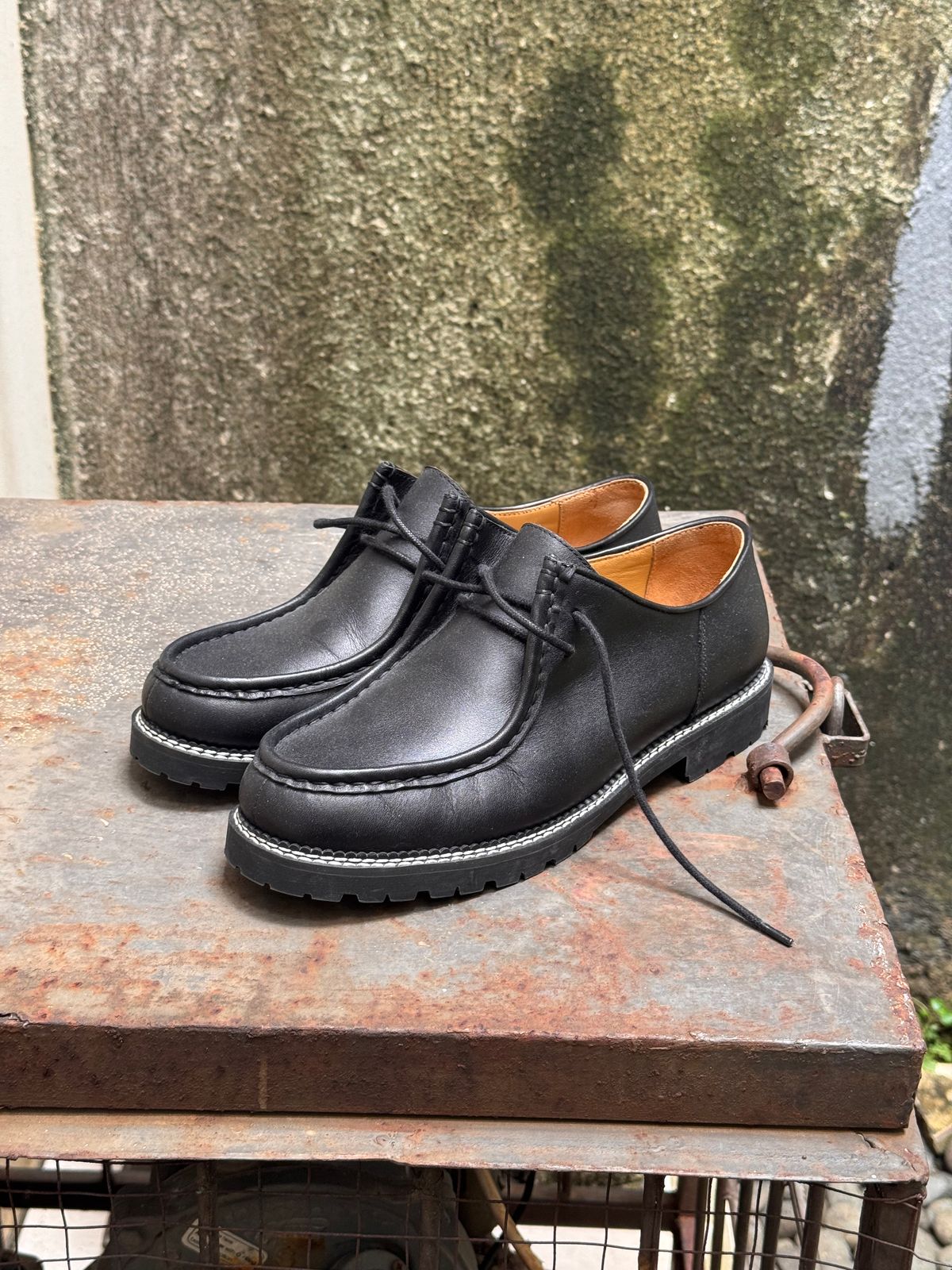 Photo by Davi_Arzika on April 3, 2026 of the Andre Anthony Moc Toe Derbies in Korean Full grain Leather.