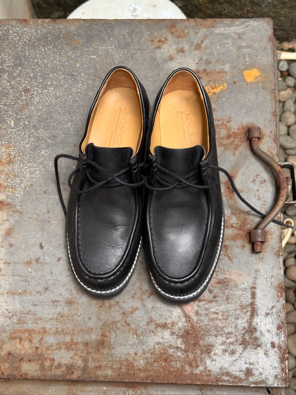 Photo by Davi_Arzika on April 3, 2026 of the Andre Anthony Moc Toe Derbies in Korean Full grain Leather.