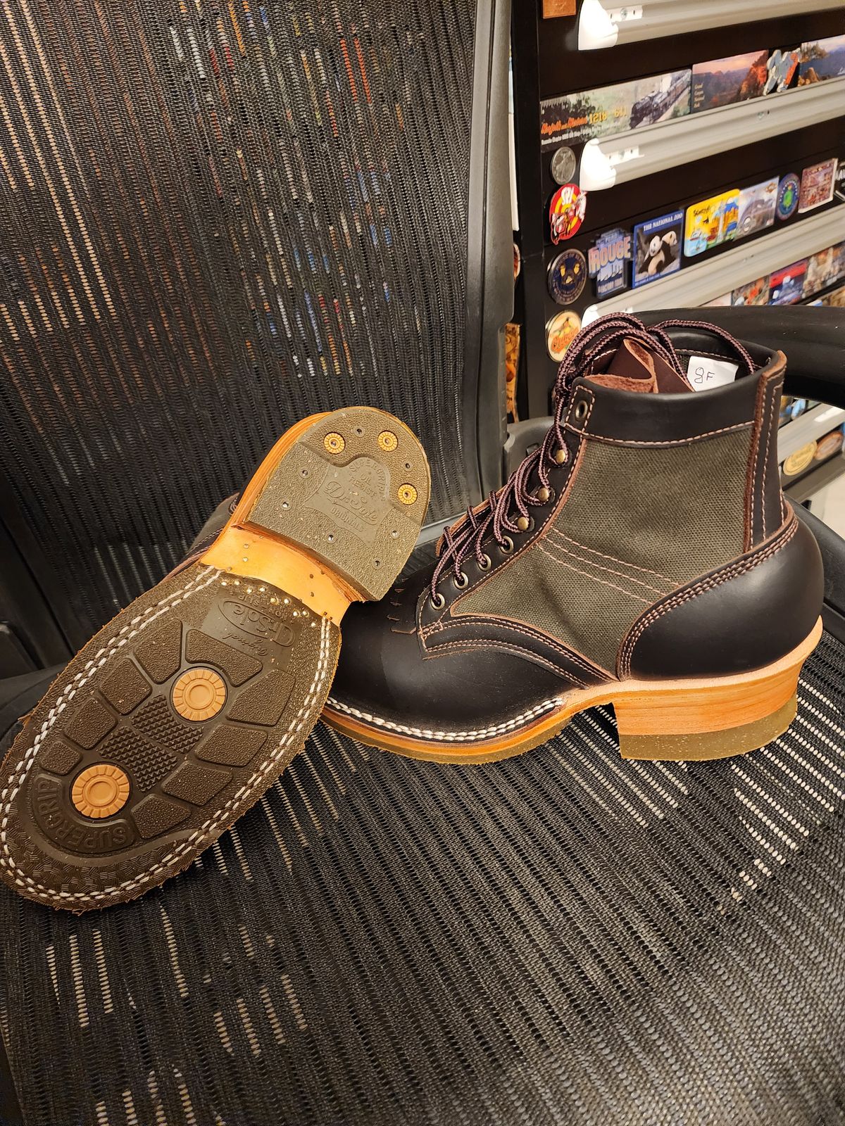 Photo by vanmich on November 1, 2024 of the Frank's Boots Ryker AT in Seidel Mocha Oil Tan & Forest Canvas.