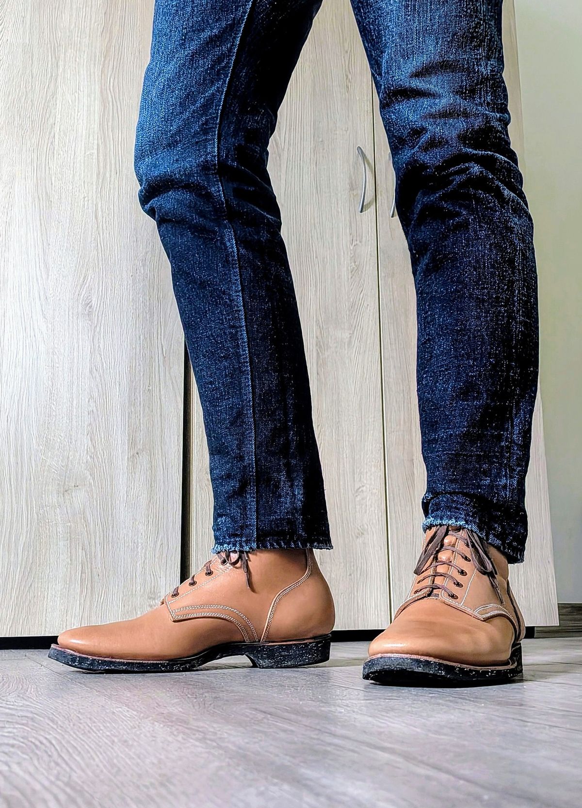 Photo by Tiramisu on January 13, 2026 of the Clinch Yeager Boots in Degermann Natural Gustave Cowhide.