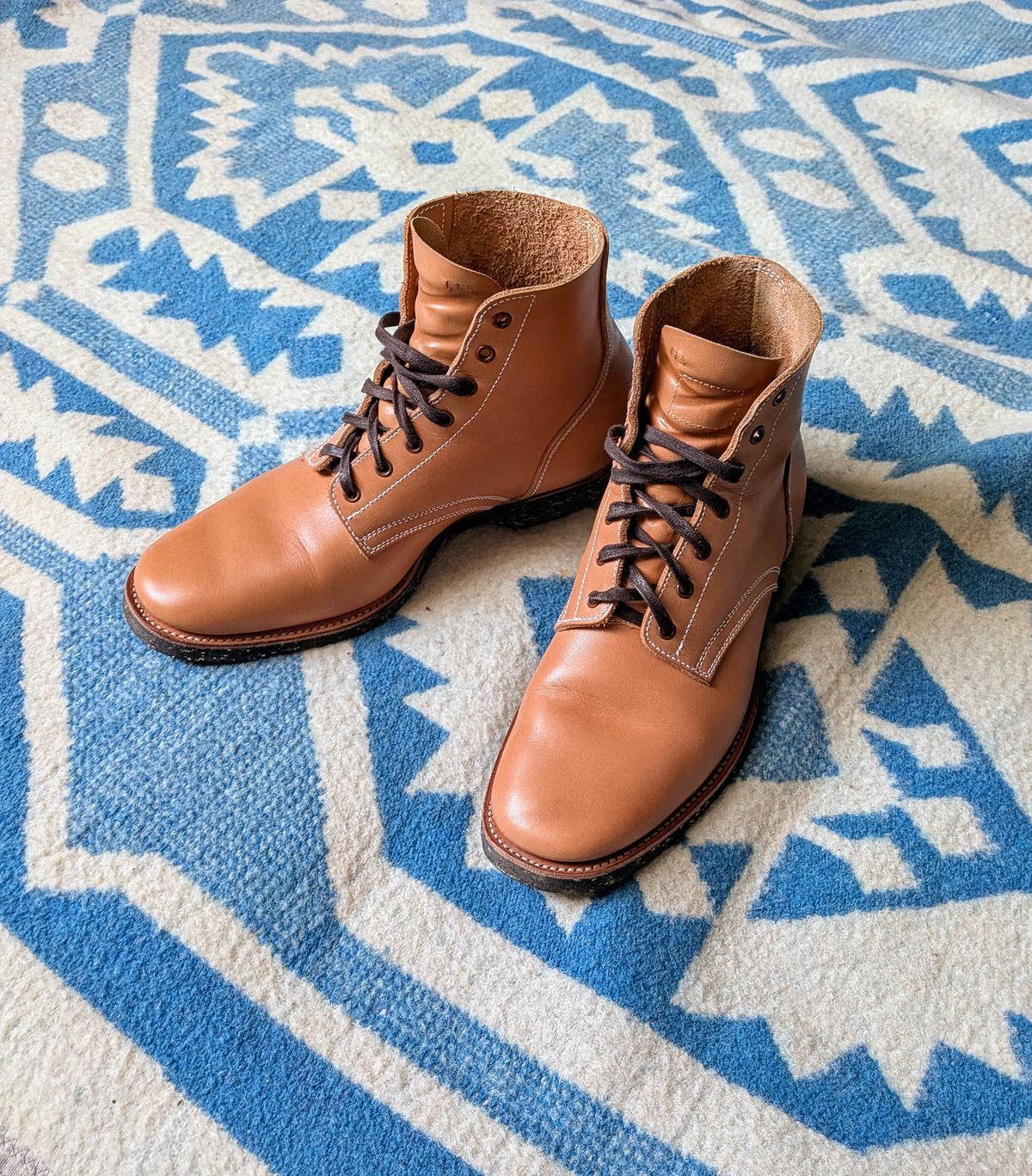 Photo by Tiramisu on February 19, 2026 of the Clinch Yeager Boots in Degermann Natural Gustave Cowhide.