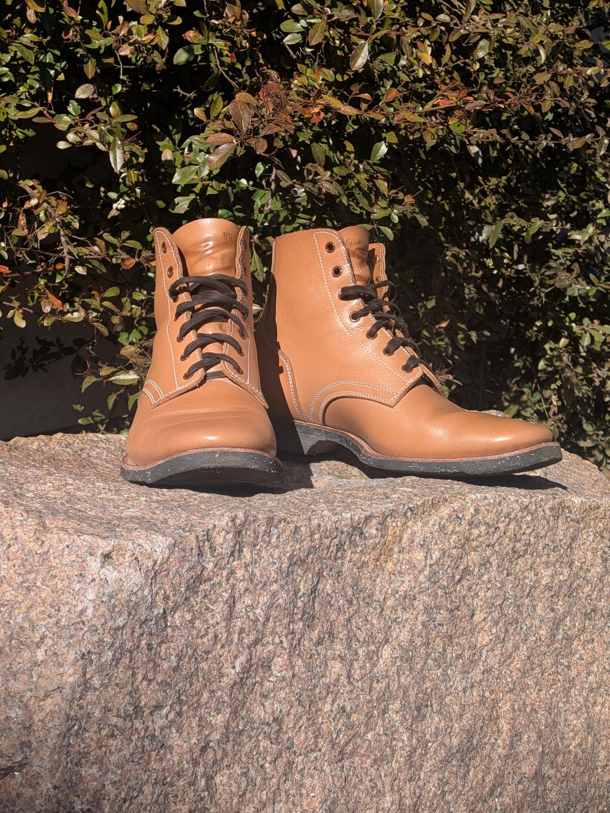 Photo by Tiramisu on March 21, 2026 of the Clinch Yeager Boots in Degermann Natural Gustave Cowhide.