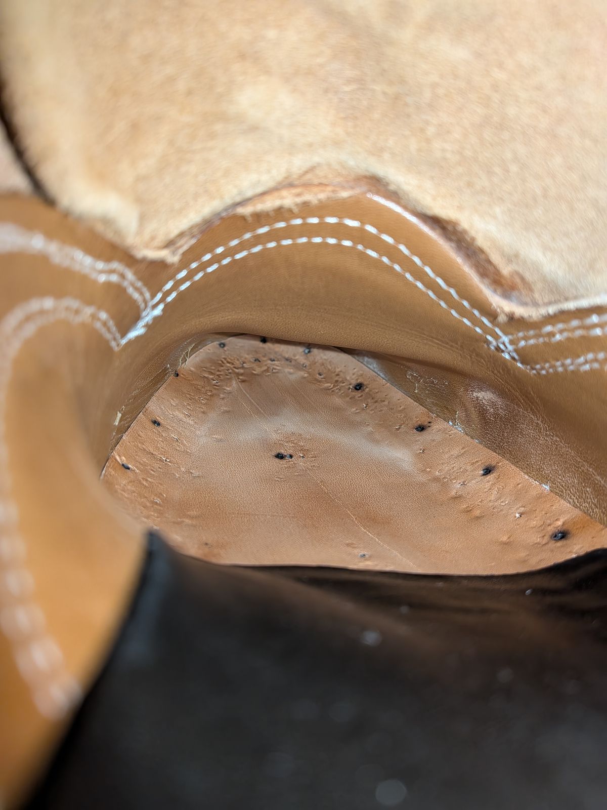 Photo by Tiramisu on March 26, 2026 of the Clinch Yeager Boots in Degermann Natural Gustave Cowhide.