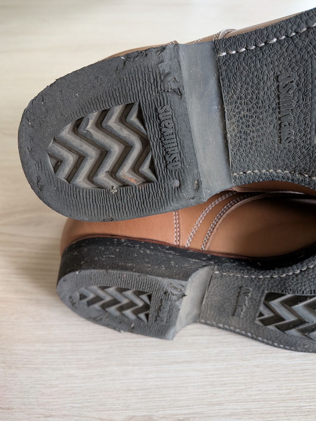 Photo by Tiramisu on March 16, 2026 of the Clinch Yeager Boots in Degermann Natural Gustave Cowhide.