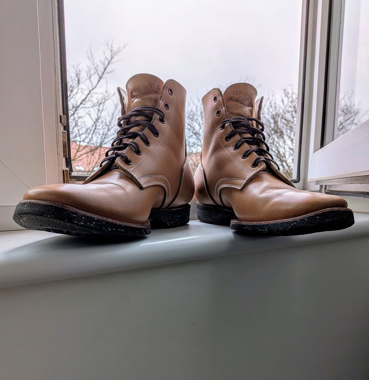 Photo by Tiramisu on March 16, 2026 of the Clinch Yeager Boots in Degermann Natural Gustave Cowhide.