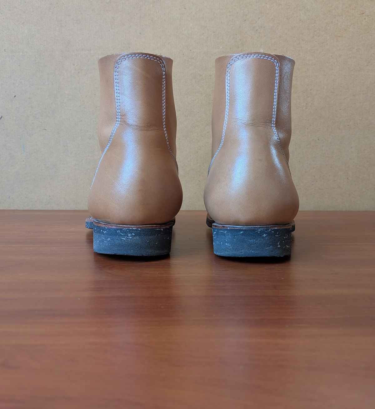 Photo by Tiramisu on April 4, 2026 of the Clinch Yeager Boots in Degermann Natural Gustave Cowhide.