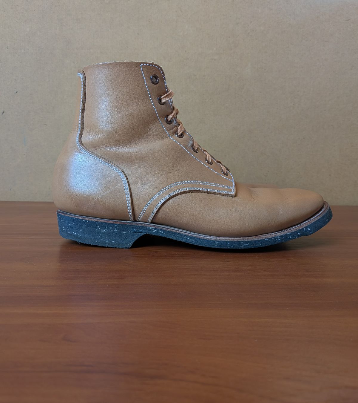 Photo by Tiramisu on April 4, 2026 of the Clinch Yeager Boots in Degermann Natural Gustave Cowhide.