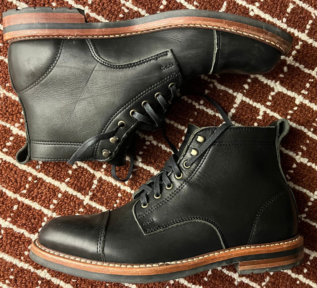 Photo by Arby on November 11, 2025 of the Rancourt & Co. Byron Boot in Horween Black Chromexcel.