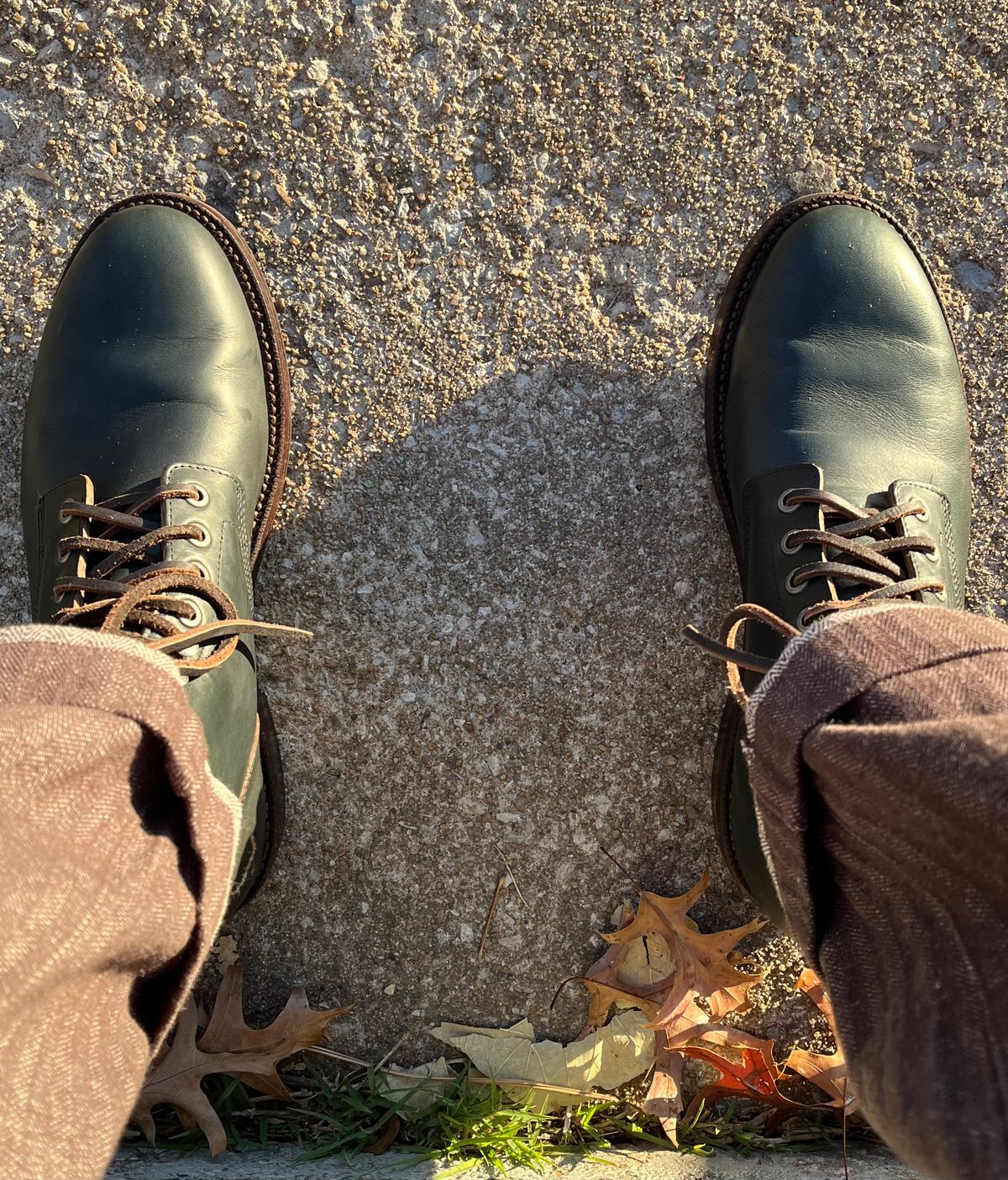 Photo by Arby on November 18, 2025 of the Grant Stone Diesel Boot in Horween Navy Chromexcel.