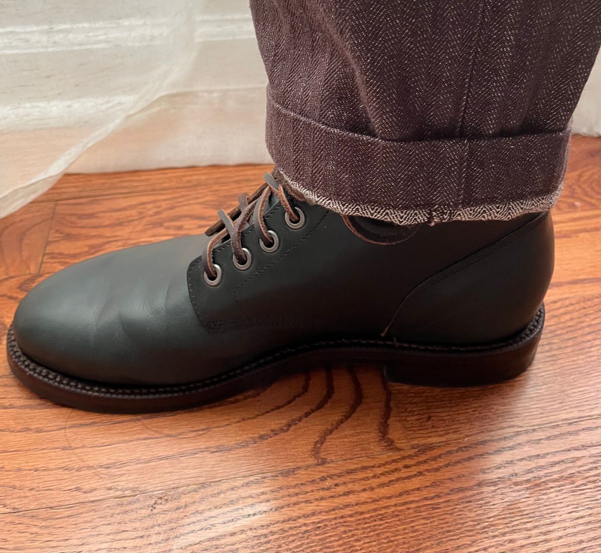 Photo by Arby on November 18, 2025 of the Grant Stone Diesel Boot in Horween Navy Chromexcel.