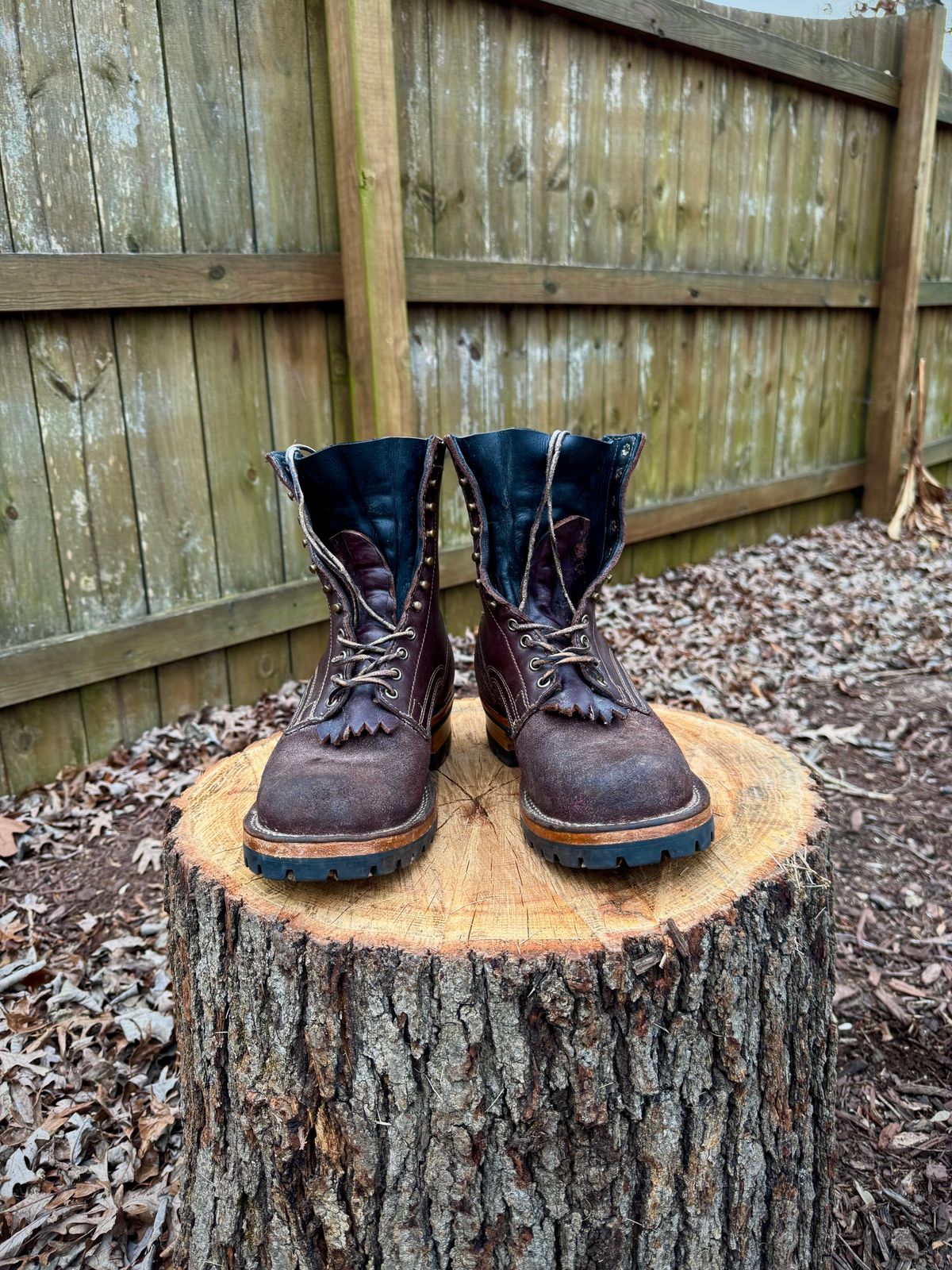 Photo by FISH on January 6, 2025 of the Drew's Boots 8-Inch Logger in Brown Roughout & Brown Smooth.