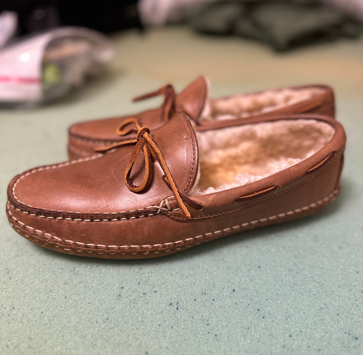 Photo by SCUFFALO.BILL on October 4, 2025 of the Oak Street Bootmakers Shearling Woodland Moc in Horween Natural Chromexcel.