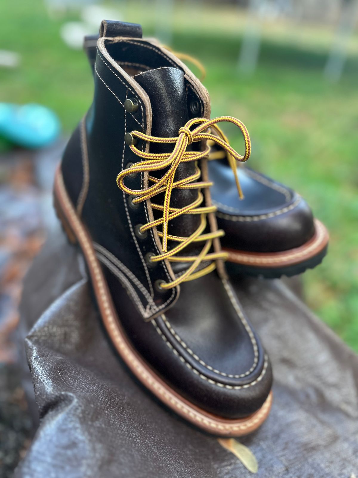 Photo by SCUFFALO.BILL on October 2, 2025 of the Truman Moc Toe in Horween Java Waxed Flesh.