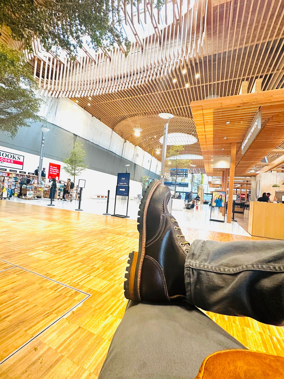 Photo by SCUFFALO.BILL on October 4, 2025 of the Truman Moc Toe in Horween Java Waxed Flesh.