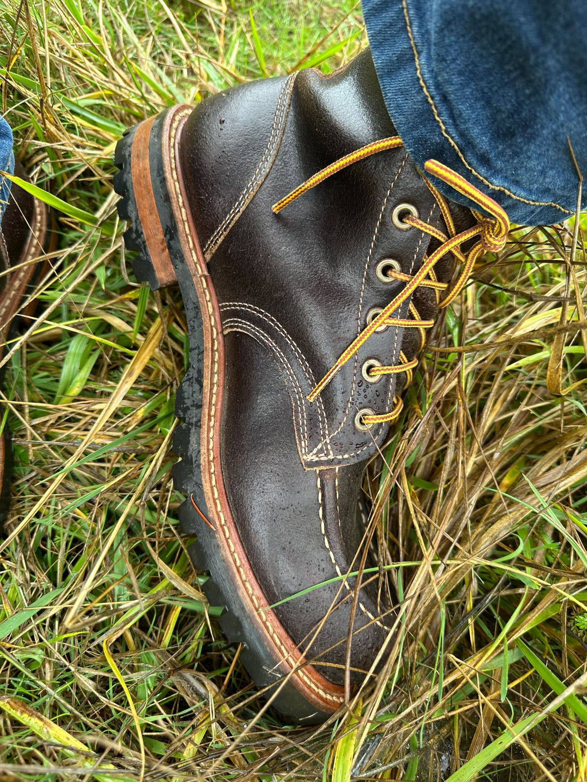 Photo by SCUFFALO.BILL on October 12, 2025 of the Truman Moc Toe in Horween Java Waxed Flesh.