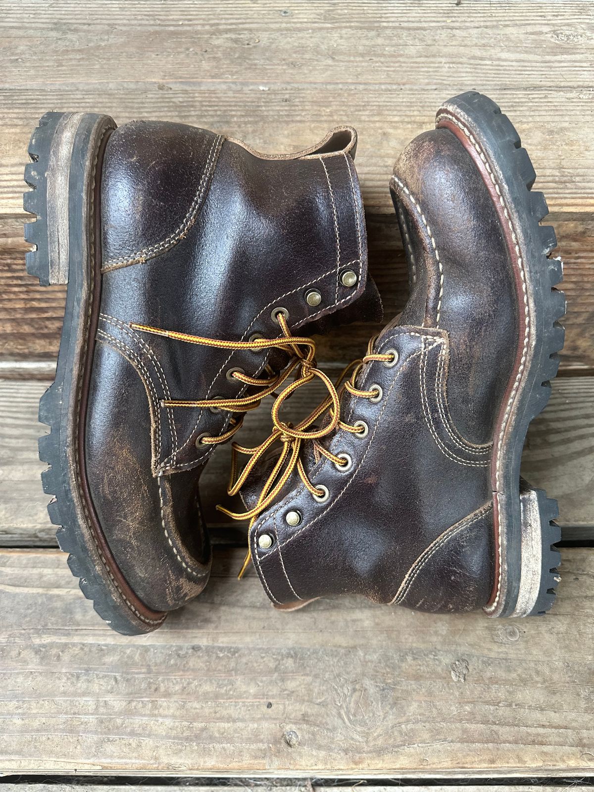 Photo by SCUFFALO.BILL on December 3, 2025 of the Truman Moc Toe in Horween Java Waxed Flesh.