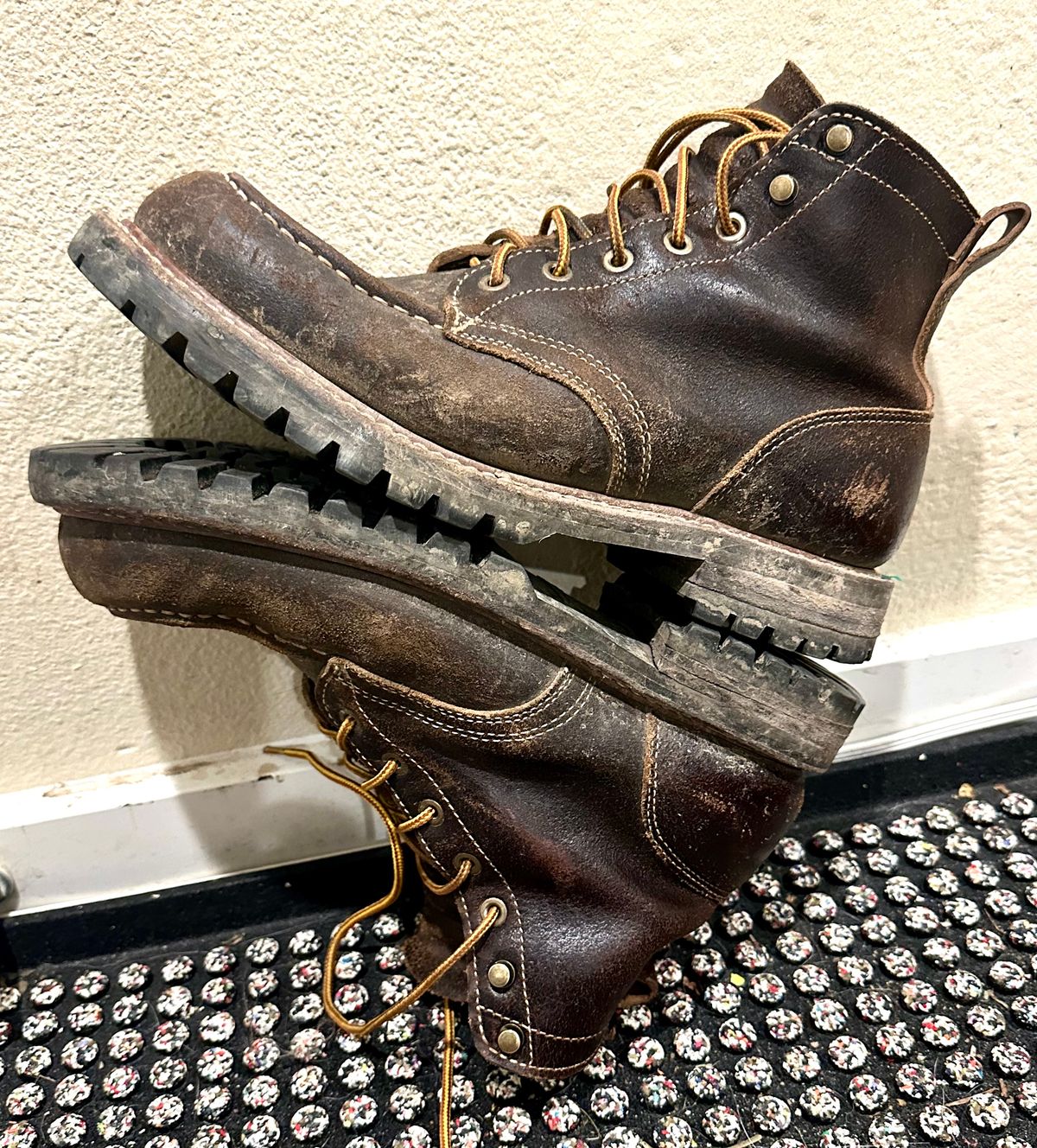 Photo by SCUFFALO.BILL on February 18, 2026 of the Truman Moc Toe in Horween Java Waxed Flesh.