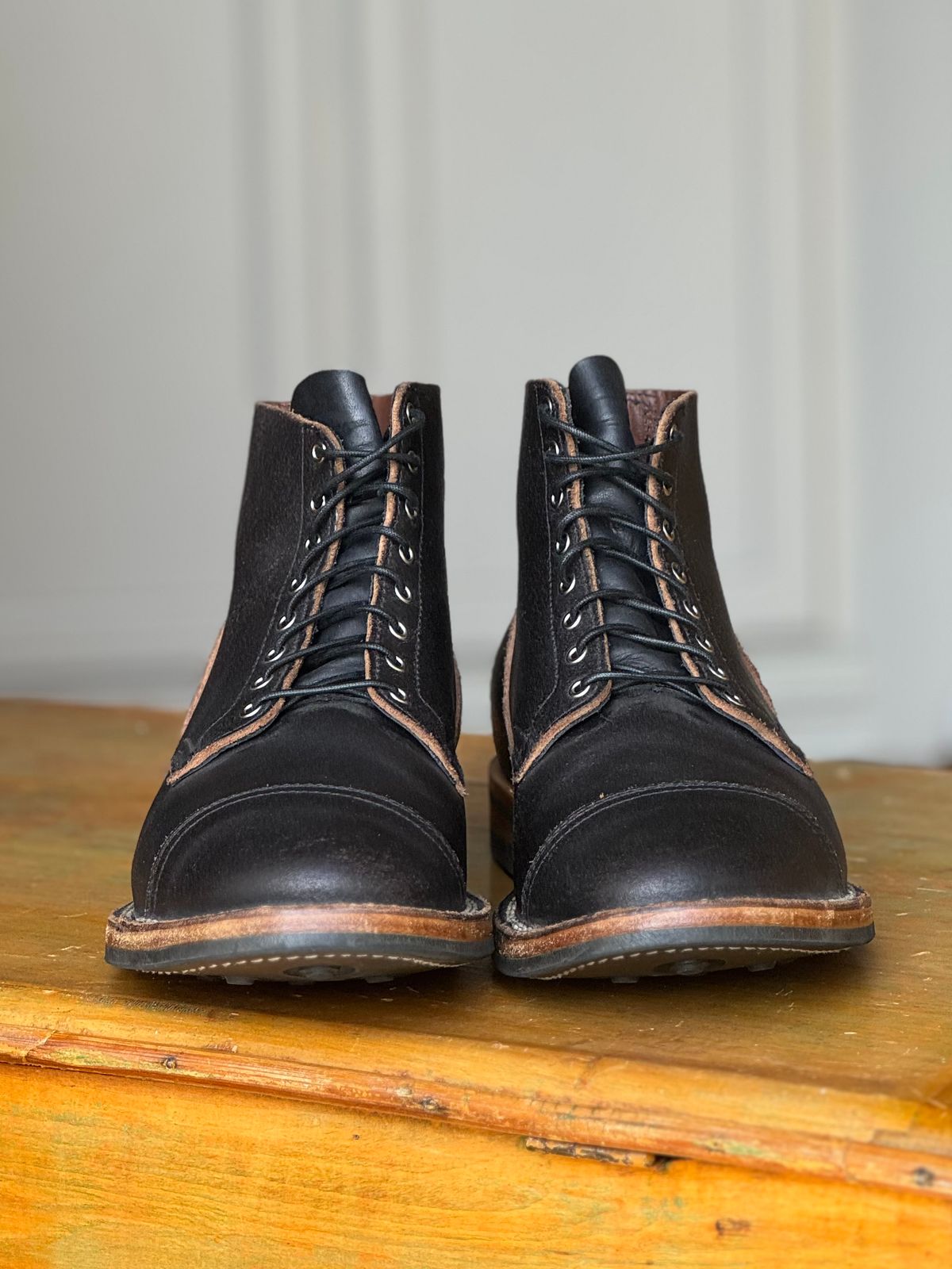 Photo by lederlover on October 3, 2025 of the Viberg Service Boot in Horween Black Waxed Flesh.