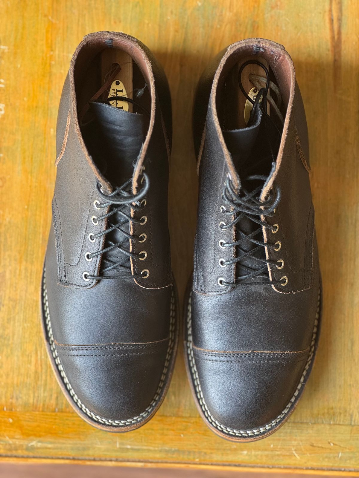 Photo by lederlover on October 3, 2025 of the Viberg Service Boot in Horween Black Waxed Flesh.