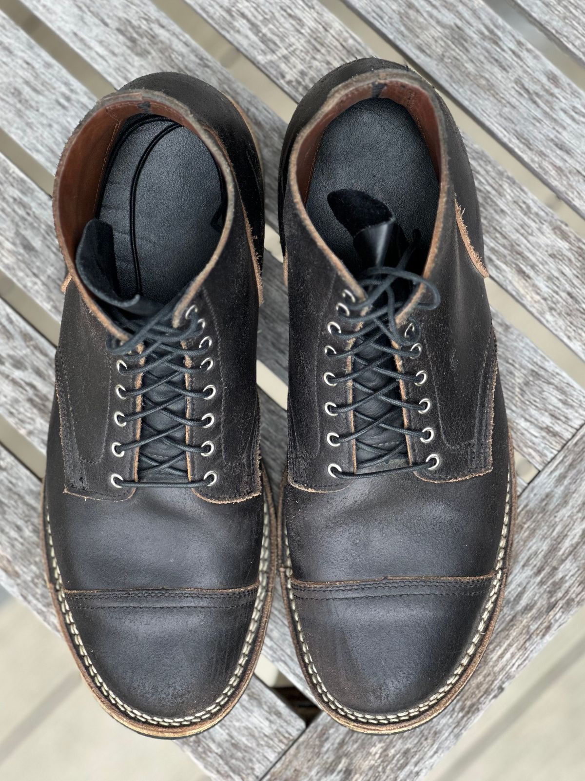 Photo by lederlover on November 3, 2025 of the Viberg Service Boot in Horween Black Waxed Flesh.