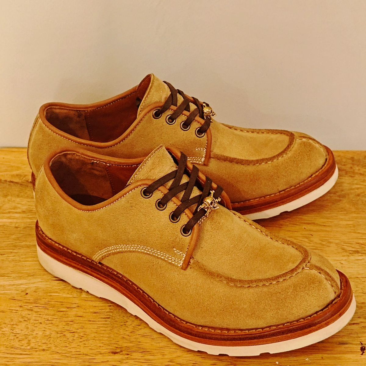Photo by ginolo111 on October 21, 2025 of the Willie's Handmade Boots Custom Model in Horween Desert Sand.