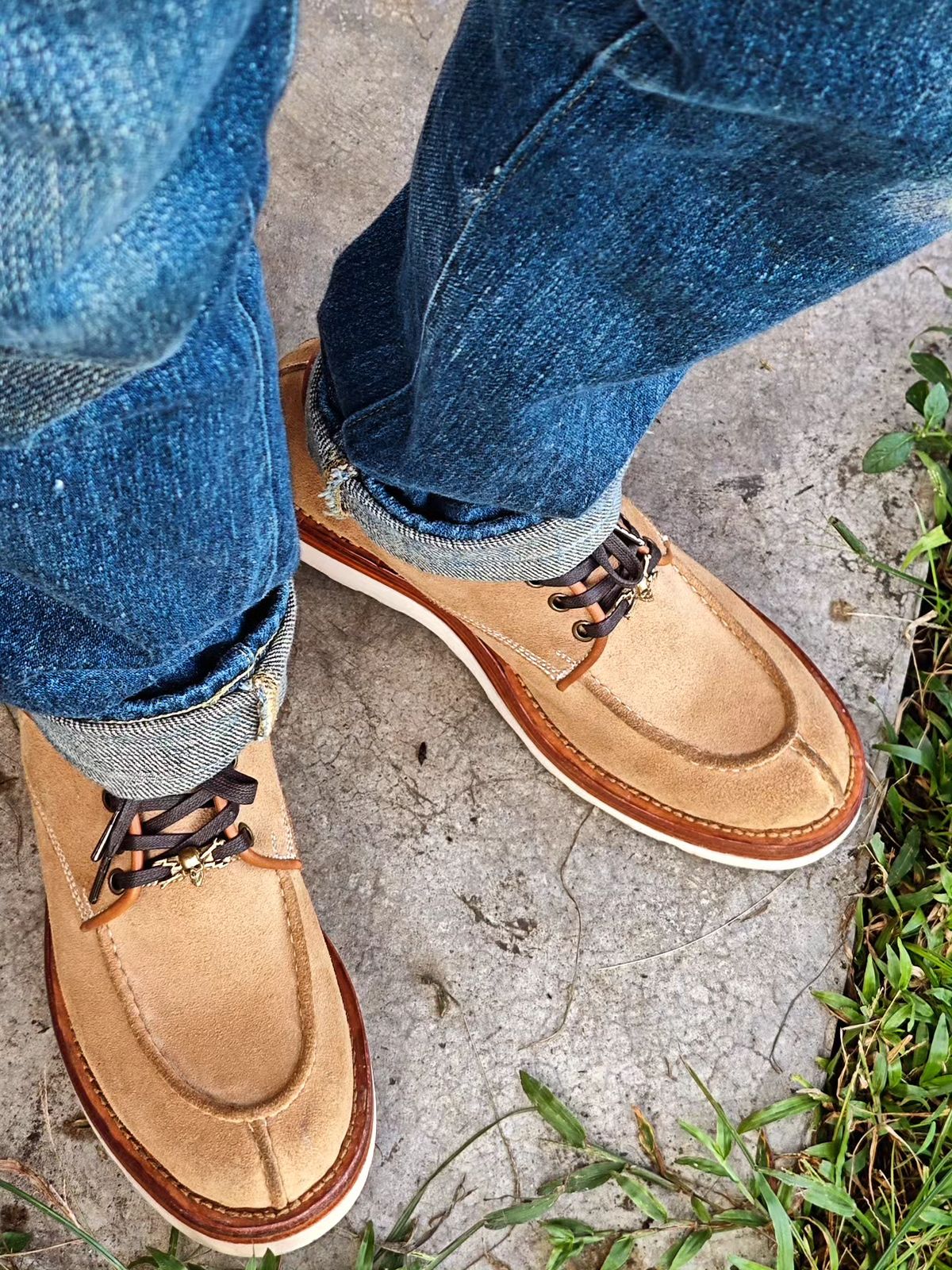 Photo by ginolo111 on October 24, 2025 of the Willie's Handmade Boots Custom Model in Horween Desert Sand.