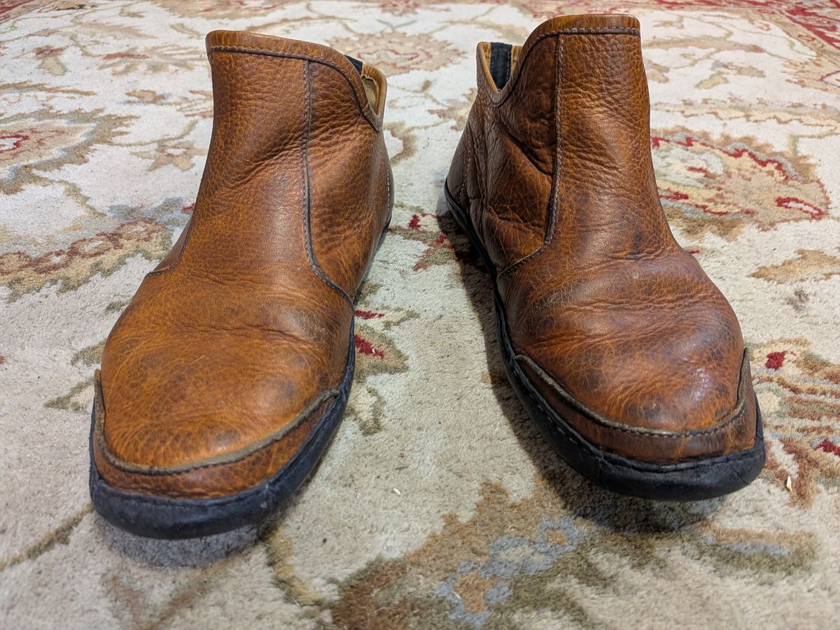 Photo by Valliant on January 1, 2026 of the Queen City footwear Vermont House Shoe Hi-Top in Unknown Leather.