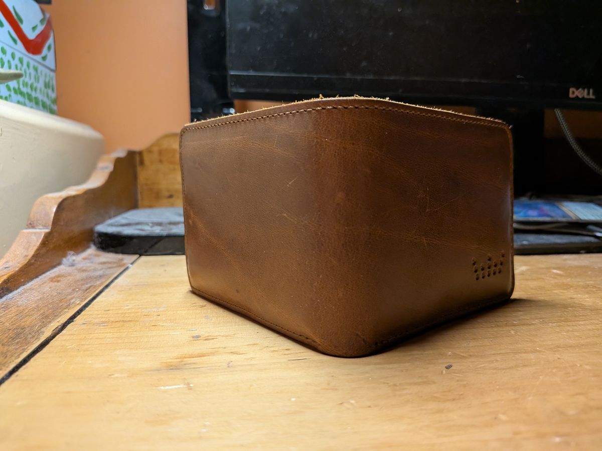 Photo by Valliant on December 6, 2025 of the Queen City Footwear Minimalist Wallet in Unknown Natural Veg Tan.