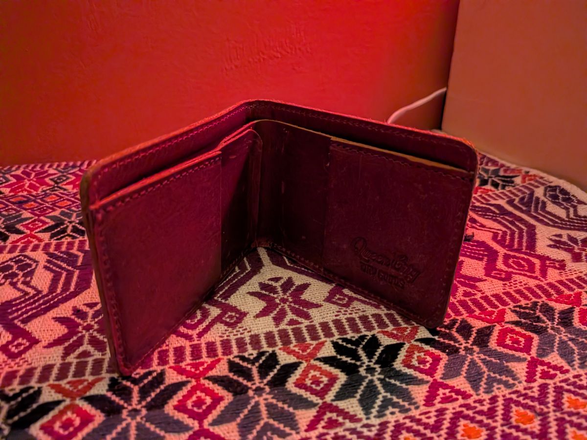 Photo by Valliant on March 6, 2026 of the Queen City Footwear Minimalist Wallet in Unknown Natural Veg Tan.