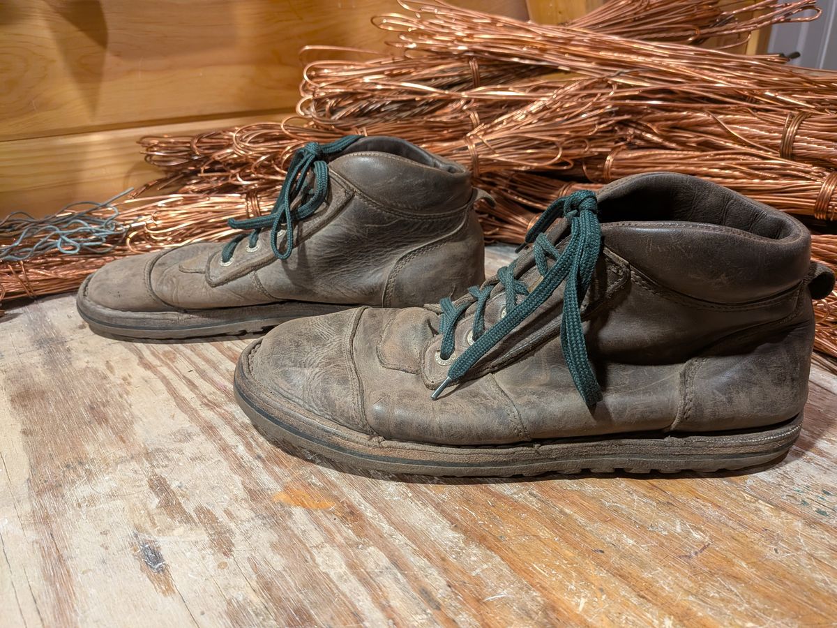 Photo by Valliant on October 2, 2025 of the Jim Green African Ranger Barefoot Boot in Houston Brown.