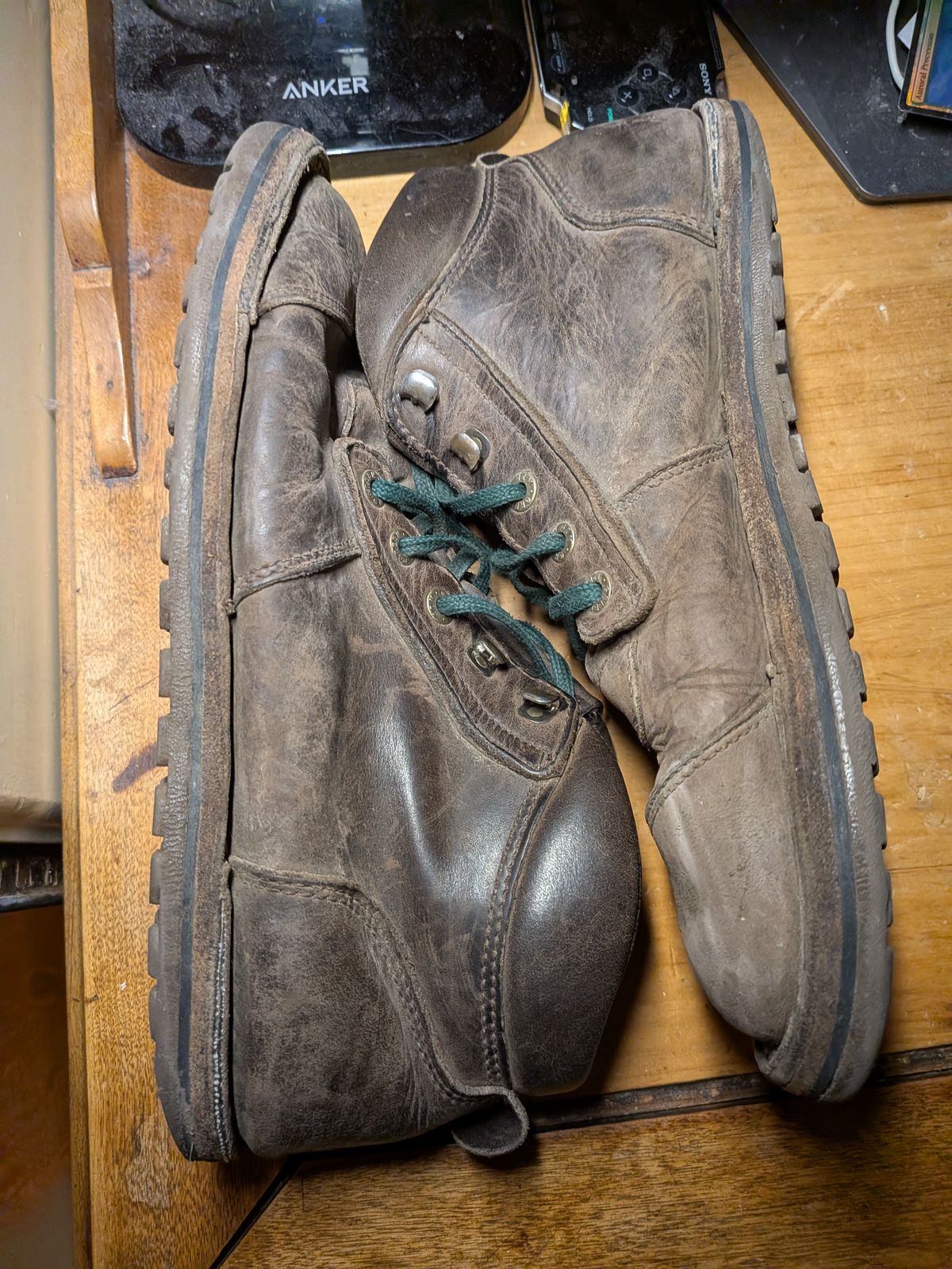 Photo by Valliant on December 6, 2025 of the Jim Green African Ranger Barefoot Boot in Houston Brown.