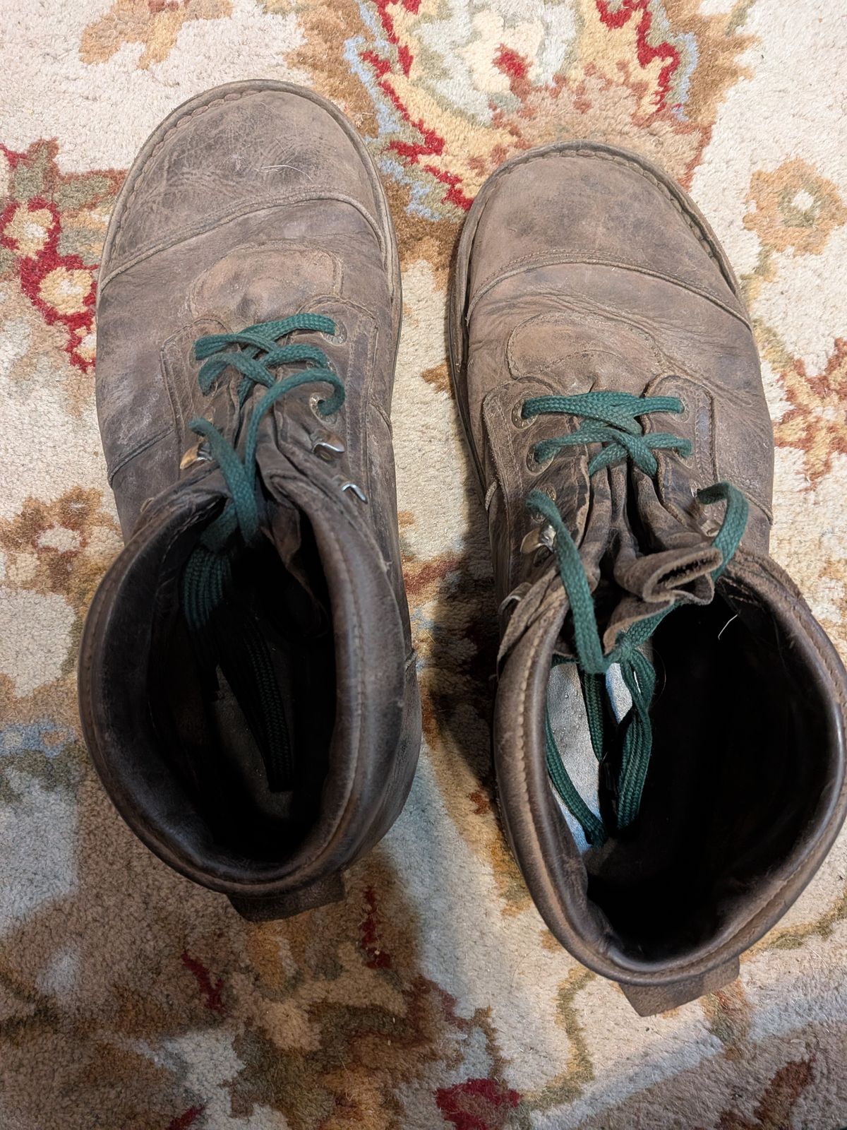 Photo by Valliant on January 1, 2026 of the Jim Green African Ranger Barefoot Boot in Houston Brown.