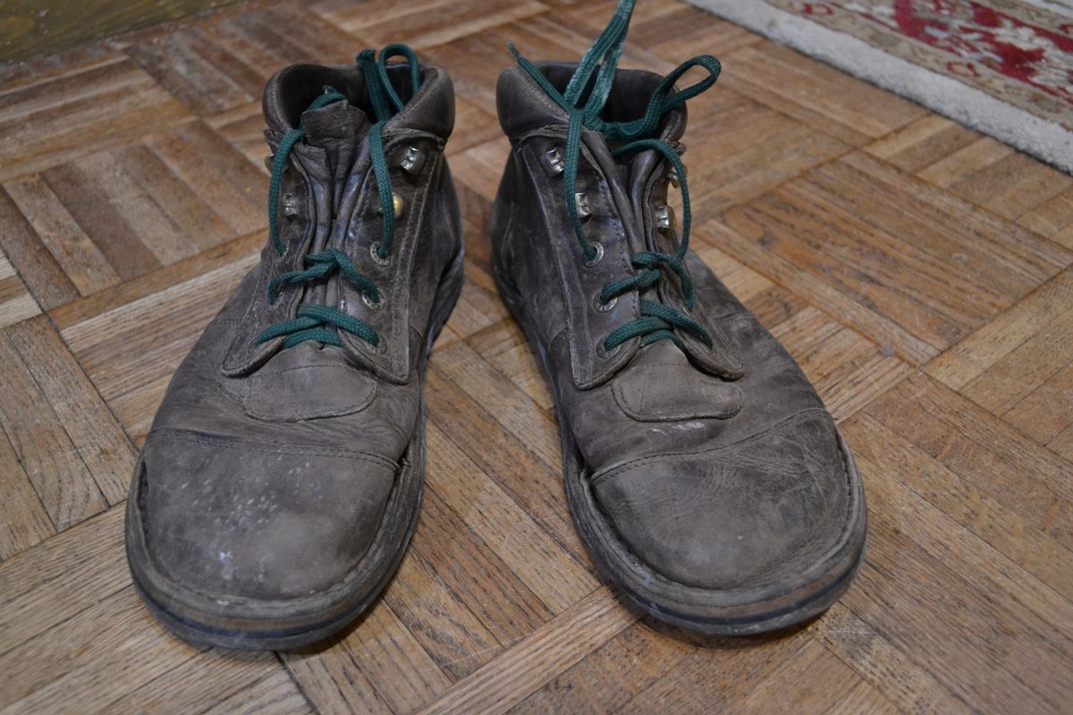 Photo by Valliant on February 6, 2026 of the Jim Green African Ranger Barefoot Boot in Houston Brown.