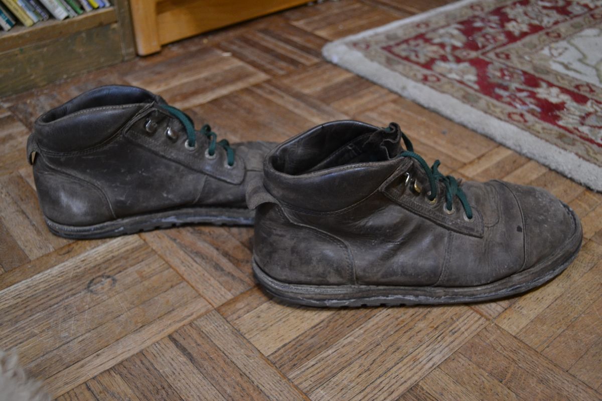 Photo by Valliant on February 6, 2026 of the Jim Green African Ranger Barefoot Boot in Houston Brown.