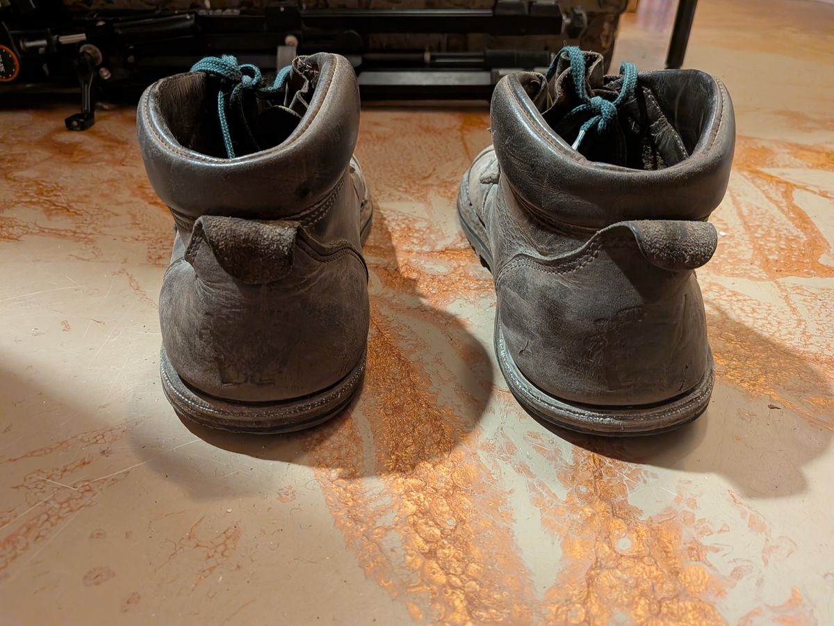 Photo by Valliant on April 6, 2026 of the Jim Green African Ranger Barefoot Boot in Houston Brown.