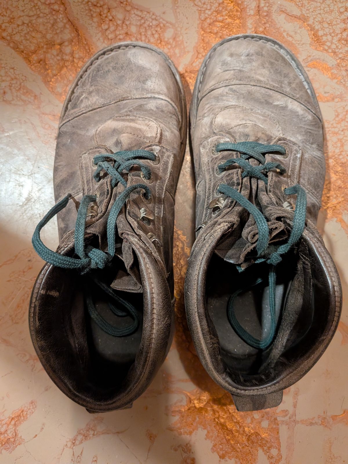 Photo by Valliant on April 6, 2026 of the Jim Green African Ranger Barefoot Boot in Houston Brown.