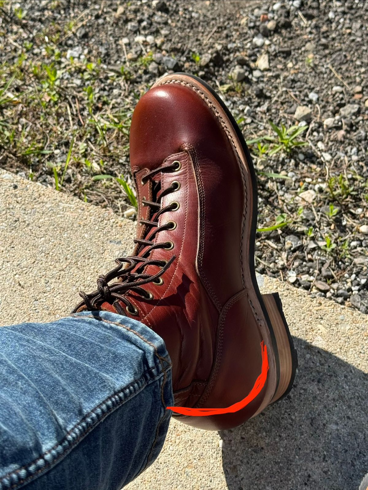 Photo by lemoncurry on June 3, 2026 of the Craft & Glory Outlander in Saddle Tan Full Grain Buffalo.
