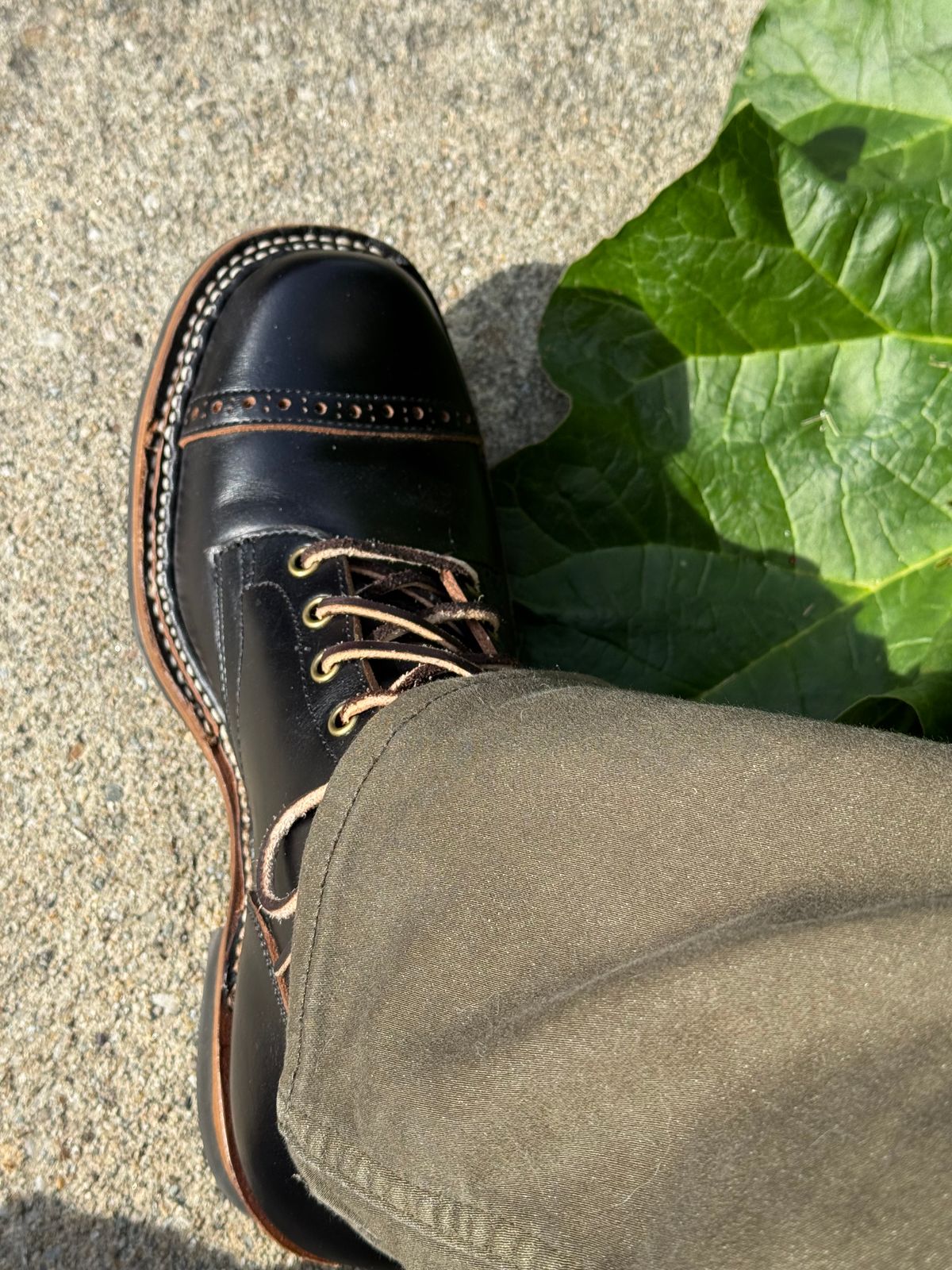Photo by lemoncurry on May 27, 2026 of the Brake House Bump Cap Toe Service Boots 8301 in Taiwan Tyche Waxed Cowhide.