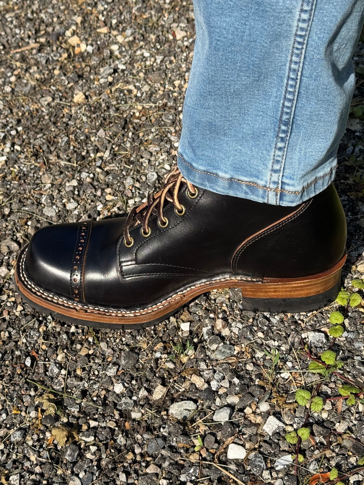 Photo by lemoncurry on July 8, 2026 of the Brake House Bump Cap Toe Service Boots 8301 in Taiwan Tyche Waxed Cowhide.